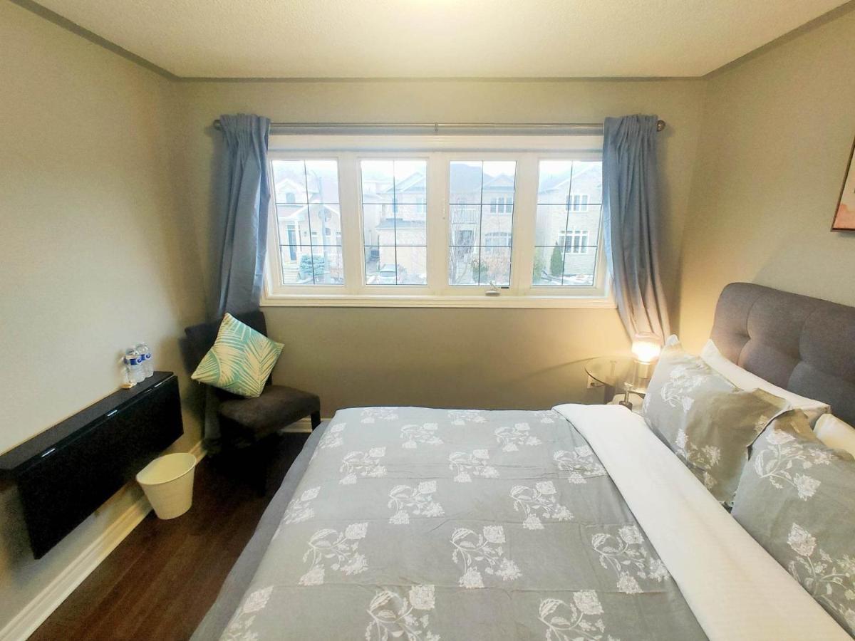 Affordable Room With Free Parking In Newmarket On Dış mekan fotoğraf