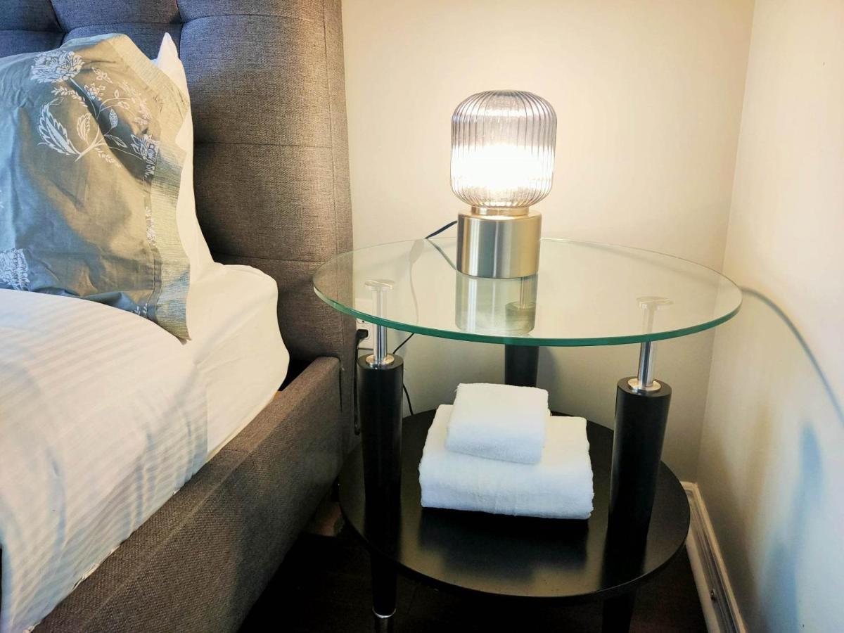 Affordable Room With Free Parking In Newmarket On Dış mekan fotoğraf
