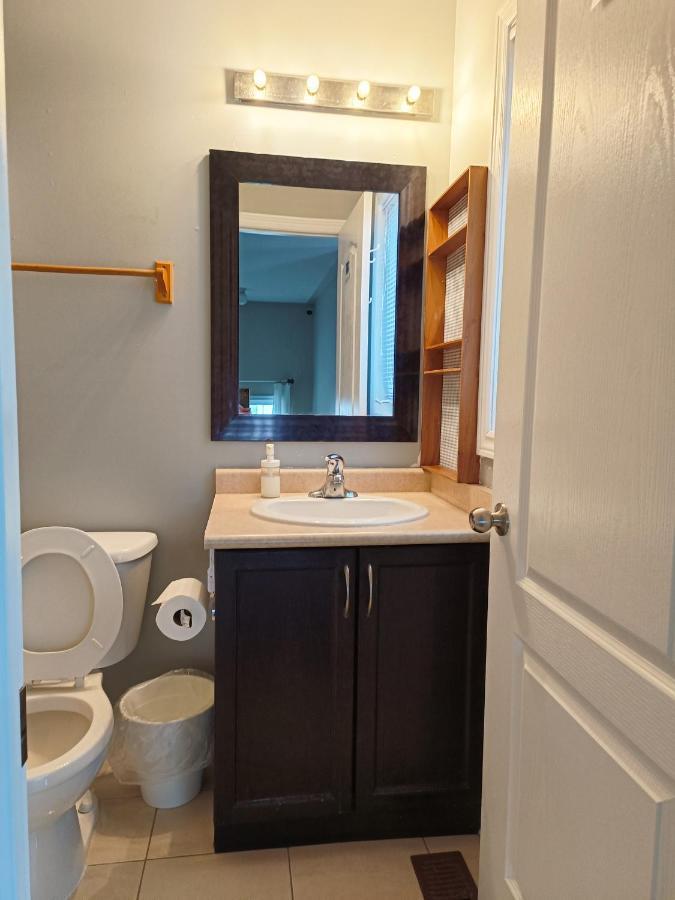 Affordable Room With Free Parking In Newmarket On Dış mekan fotoğraf