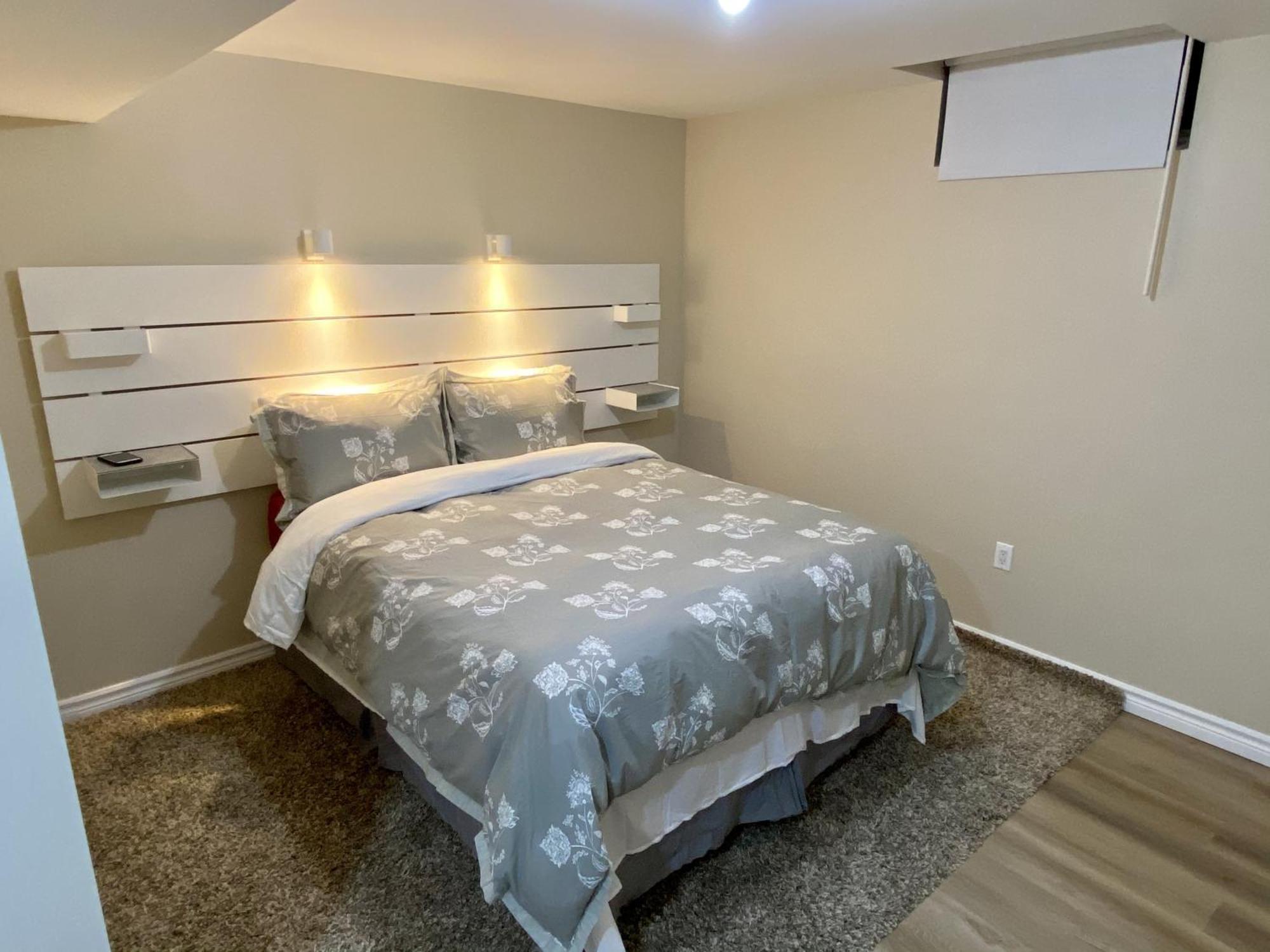 Affordable Room With Free Parking In Newmarket On Dış mekan fotoğraf