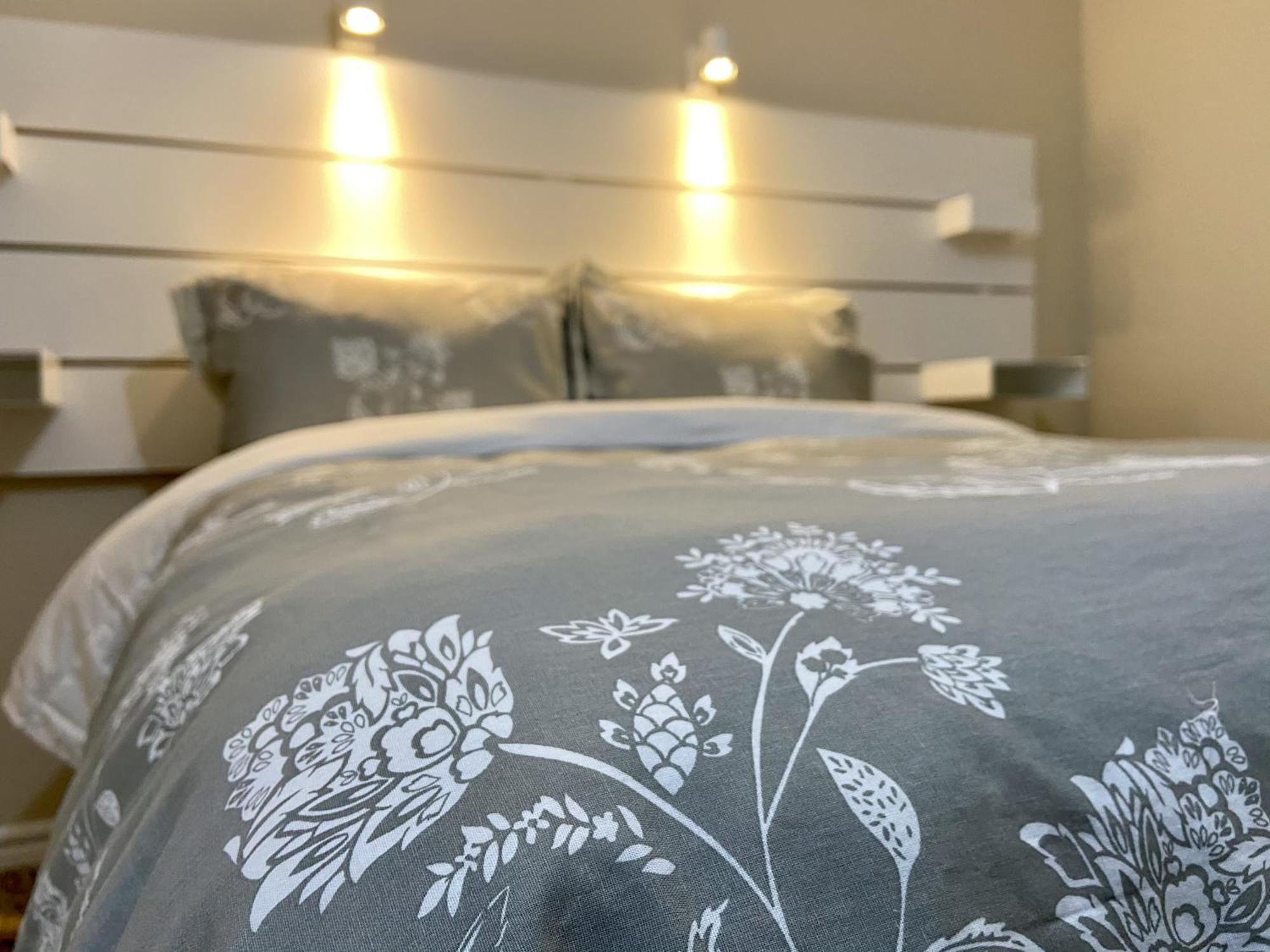 Affordable Room With Free Parking In Newmarket On Dış mekan fotoğraf